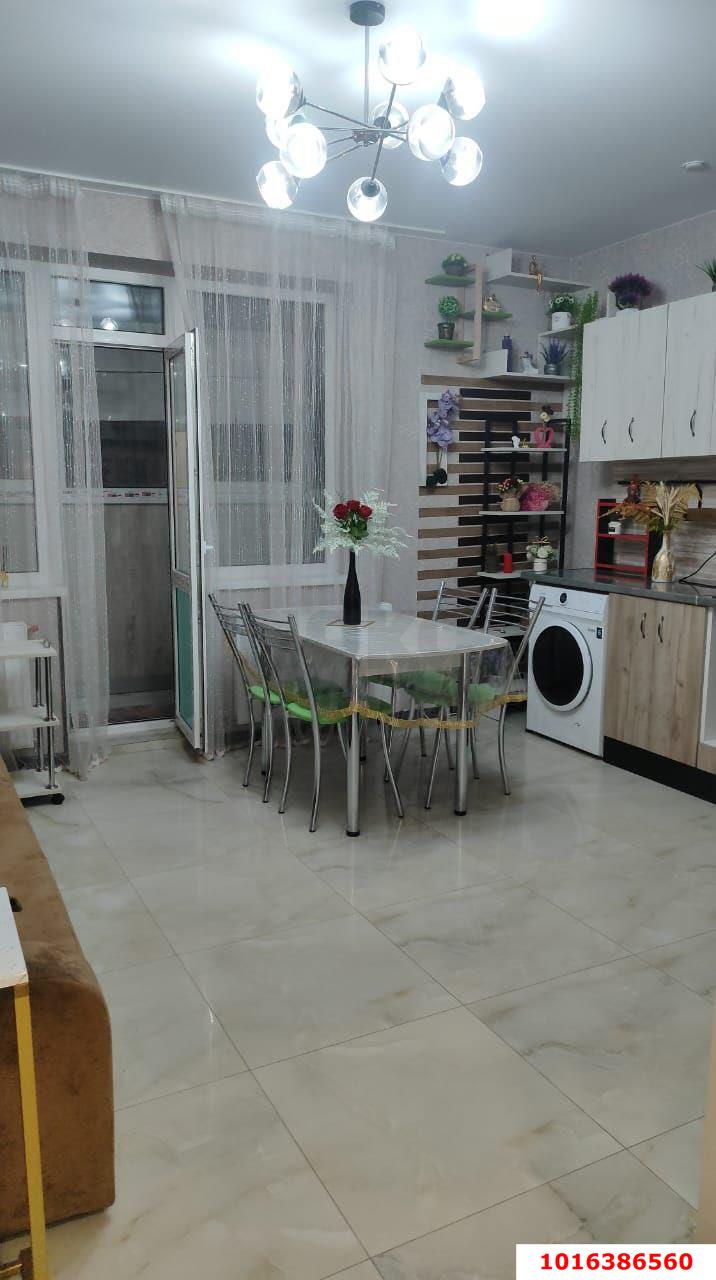 Фото №1: 2-комнатная квартира 56 м² - Краснодар, Прикубанский внутригородской округ, Краевая Клиническая Больница, мкр. жилой комплекс Свобода, ул. Домбайская, 55к6