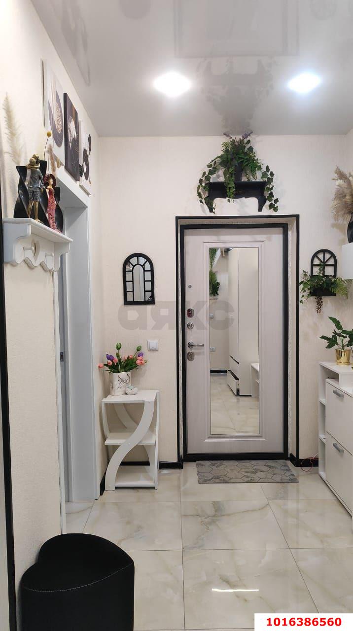 Фото №3: 2-комнатная квартира 56 м² - Краснодар, Прикубанский внутригородской округ, Краевая Клиническая Больница, мкр. жилой комплекс Свобода, ул. Домбайская, 55к6