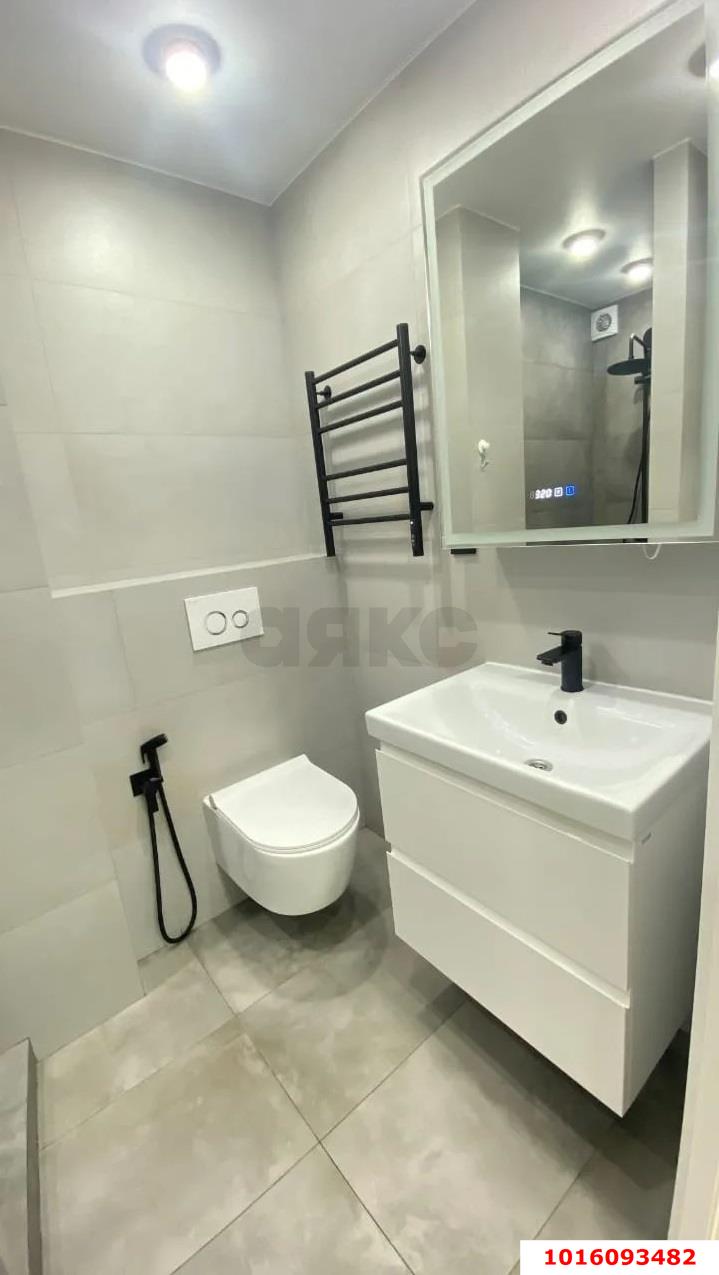 Фото №11: 4-комнатная квартира 67 м² - Краснодар, Карасунский внутригородской округ, Центральный внутригородской округ, мкр. Черёмушки, ул. Селезнёва, 88