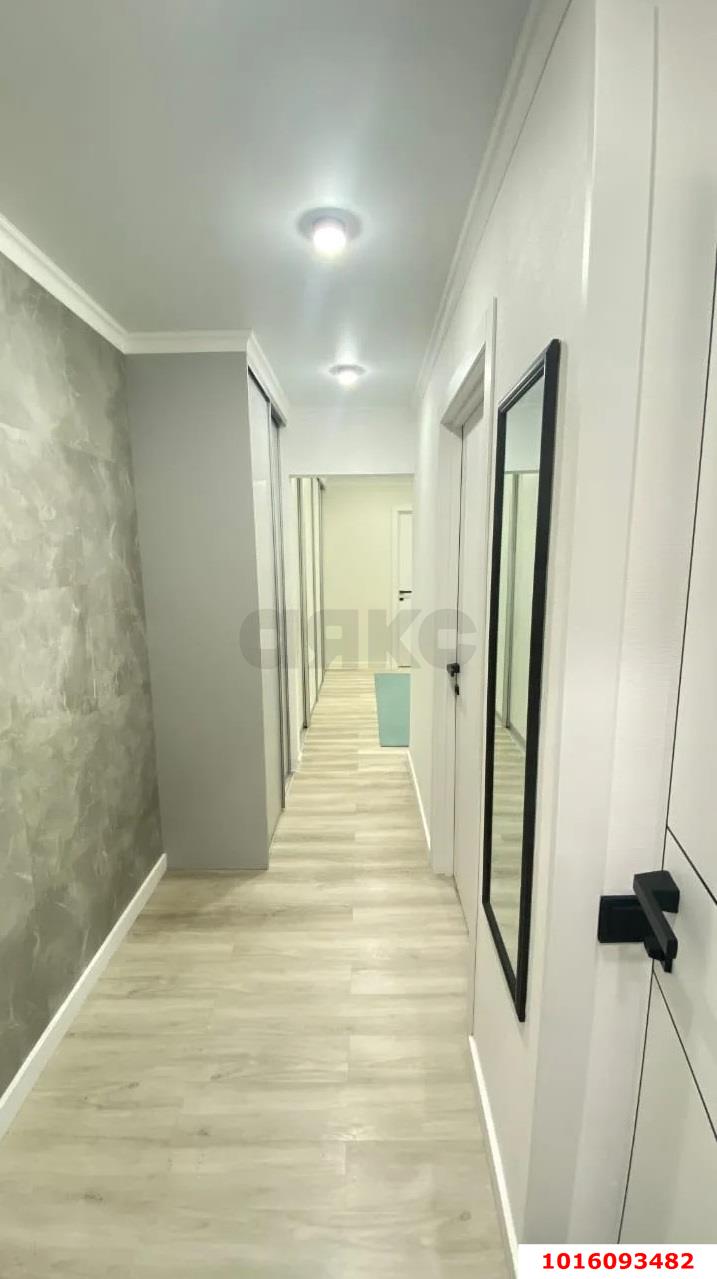 Фото №14: 4-комнатная квартира 67 м² - Краснодар, Карасунский внутригородской округ, Центральный внутригородской округ, мкр. Черёмушки, ул. Селезнёва, 88