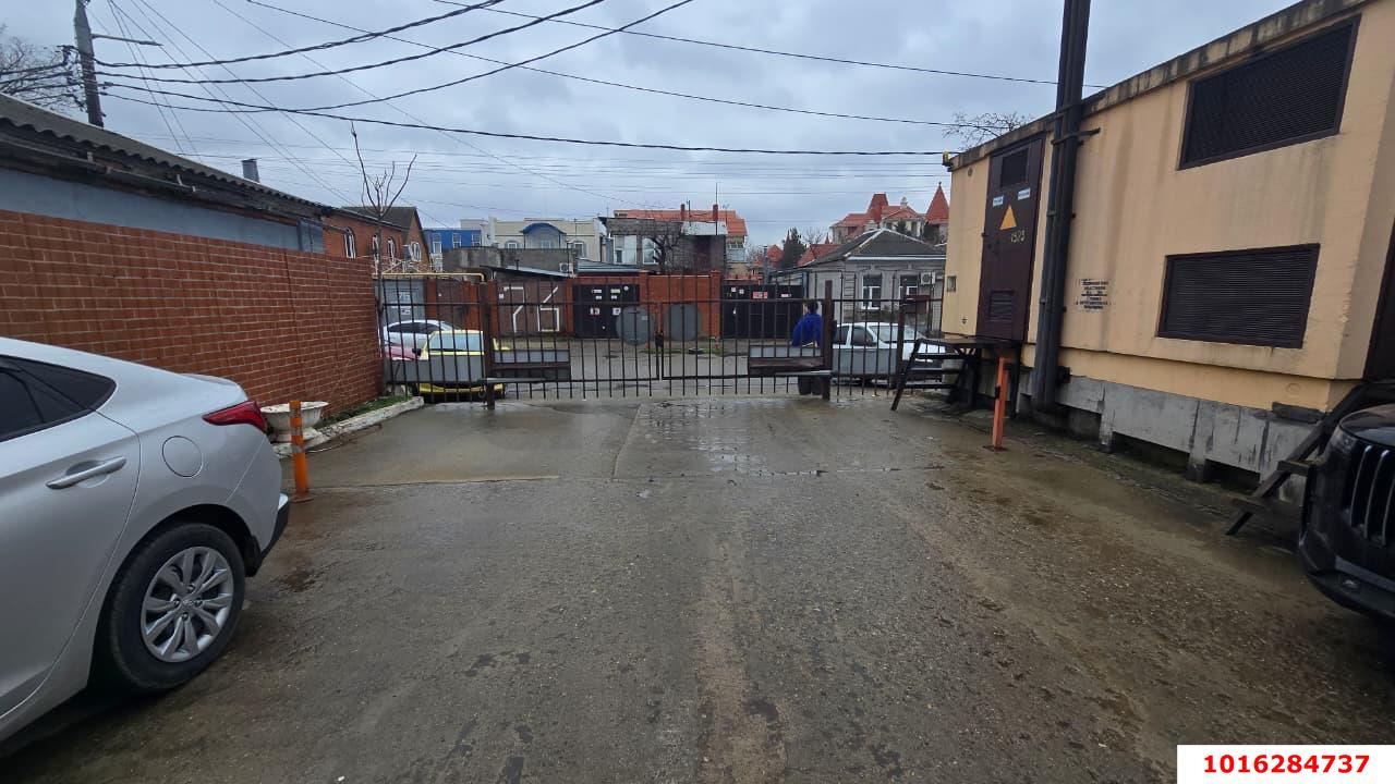 Фото №12: Коммерция 64 м² - Краснодар, Центральный внутригородской округ, мкр. Центральный, ул. Базовская, 69