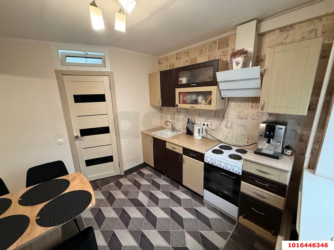 Фото №2: 2-комнатная квартира 34 м² - Краснодар, Карасунский внутригородской округ, мкр. Хлопчато-бумажный Комбинат, ул. Таганрогская, 5