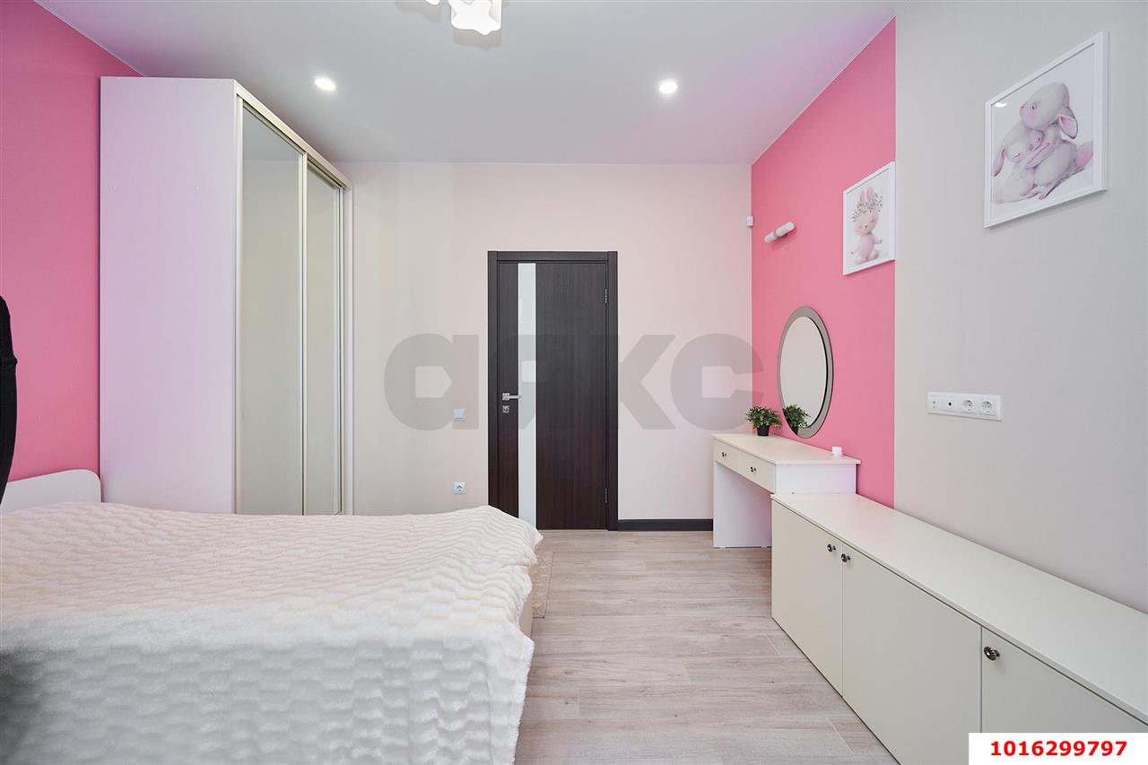 Фото №12: Дом 148 м² + 3.83 сот. - Краснодар, Прикубанский внутригородской округ, коттеджный  Вилланова, мкр. КП Золотой город, ул. Поморская, 74