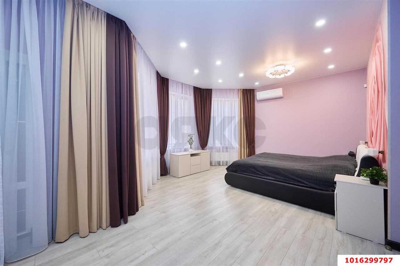 Фото №16: Дом 148 м² + 3.83 сот. - Краснодар, Прикубанский внутригородской округ, коттеджный  Вилланова, мкр. КП Золотой город, ул. Поморская, 74