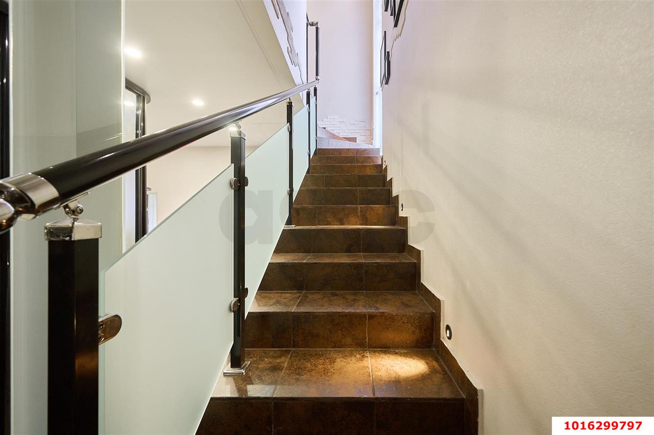 Фото №9: Дом 148 м² + 3.83 сот. - Краснодар, Прикубанский внутригородской округ, коттеджный  Вилланова, мкр. КП Золотой город, ул. Поморская, 74