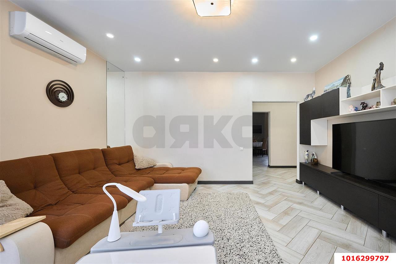 Фото №2: Дом 148 м² + 3.83 сот. - Краснодар, Прикубанский внутригородской округ, коттеджный  Вилланова, мкр. КП Золотой город, ул. Поморская, 74