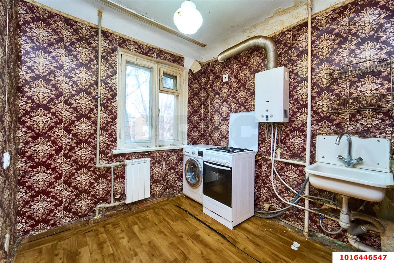 Фото №1: 1-комнатная квартира 28 м² - Краснодар, Центральный внутригородской округ, Покровка, мкр. Центральный, ул. Радио, 12