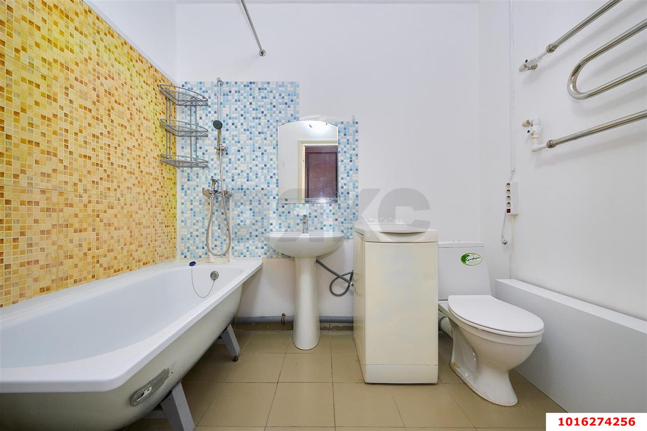 Фото №9: 1-комнатная квартира 43 м² - Краснодар, Карасунский внутригородской округ, мкр. Почтовый, ул. имени Валерия Гассия, 4/4