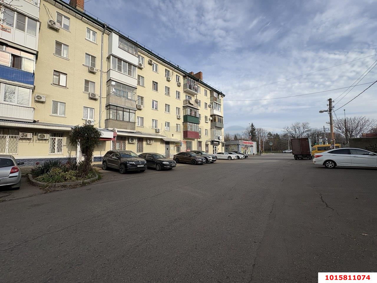 Фото №1: Коммерция 98 м² - Краснодар, Центральный внутригородской округ, мкр. Завод Измерительных Приборов, ул. Курчатова, 2