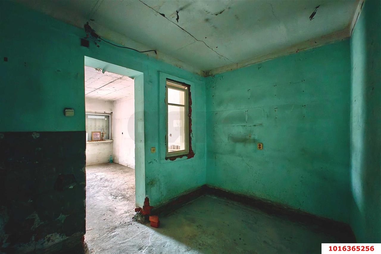 Фото №9: Коммерция 85 м² - Краснодар, Западный внутригородской округ, мкр. Центральный, ул. имени Максима Горького, 70