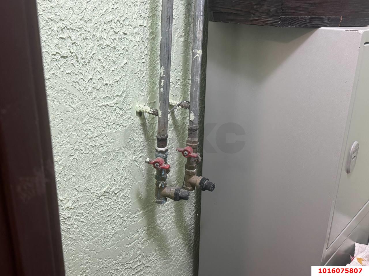 Фото №10: Коммерция 37 м² - Краснодар, Прикубанский внутригородской округ, мкр. Восточно-Кругликовский, ул. Героя А.А. Аверкиева, 8