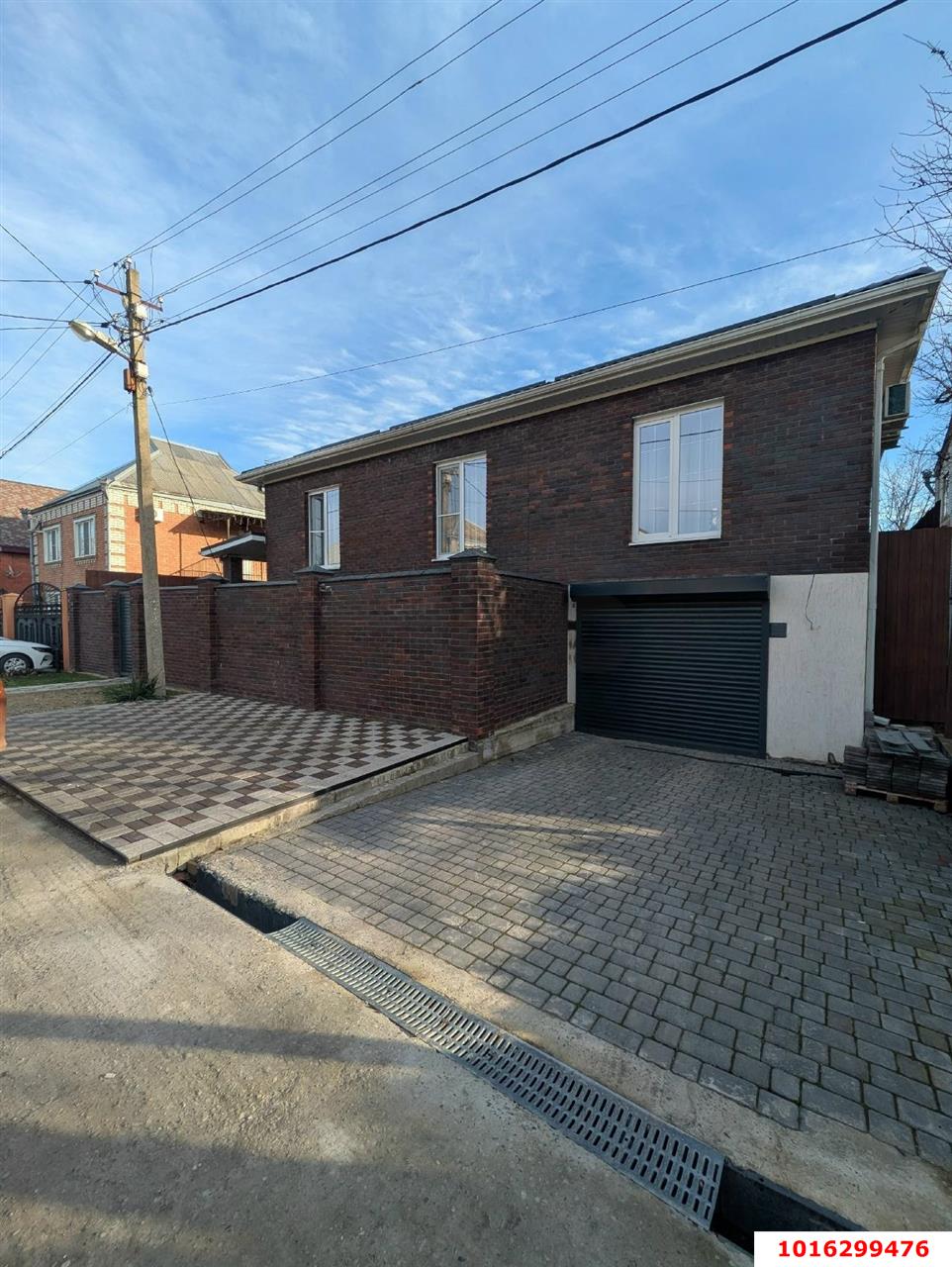 Фото №1: Дом 292 м² + 6 сот. - Краснодар, Прикубанский внутригородской округ, Калинино, мкр. Завод Радиоизмерительных Приборов, б-р Интернациональный, 171