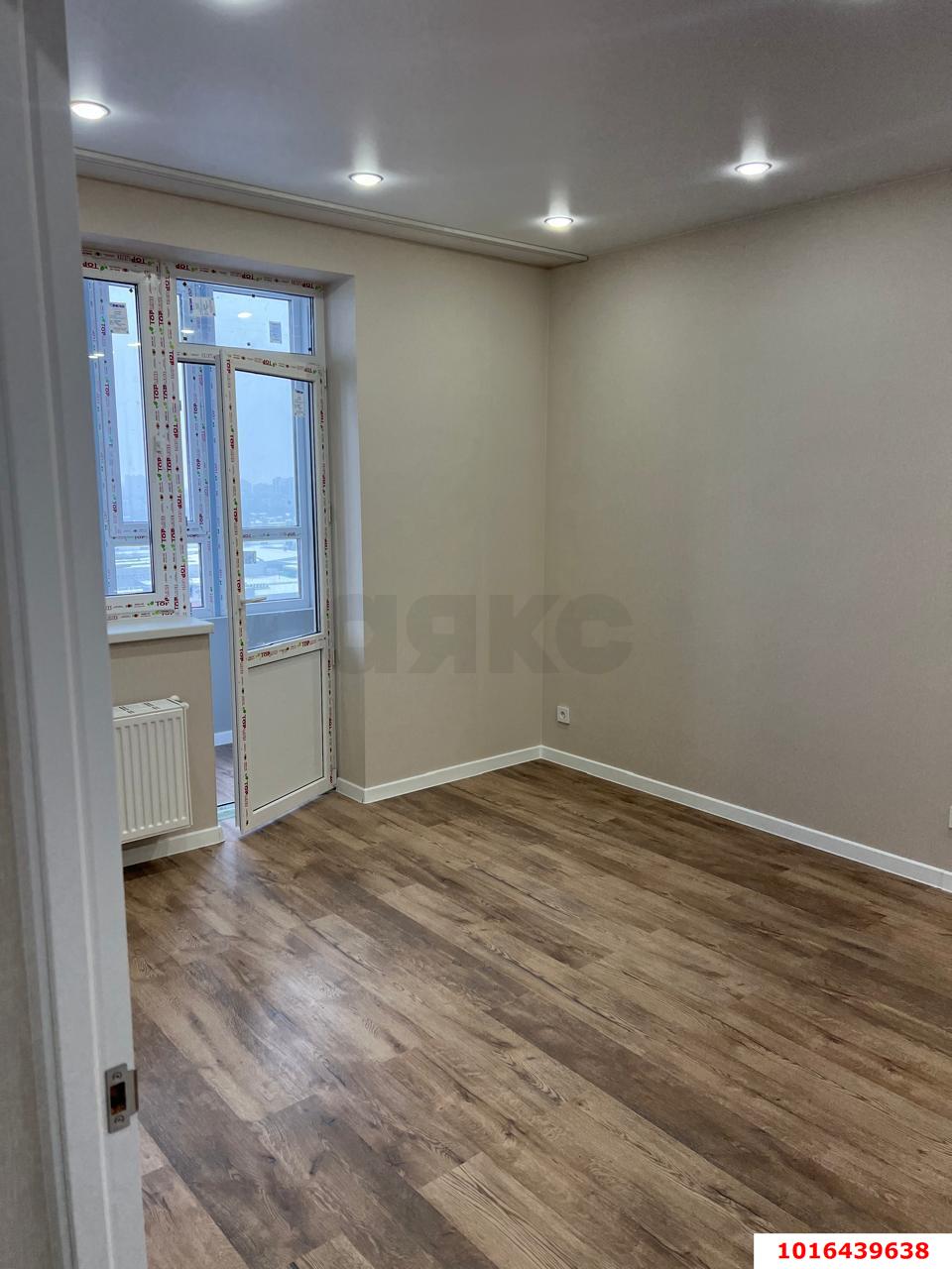 Фото №2: 1-комнатная квартира 35 м² - Краснодар, ЖК Урал, Карасунский внутригородской округ, Камвольно-суконный Комбинат, мкр. жилой комплекс Ural, ул. Уральская, 87/7