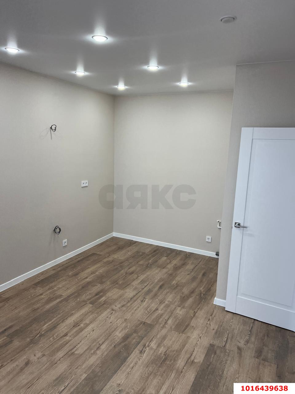 Фото №4: 1-комнатная квартира 35 м² - Краснодар, ЖК Урал, Карасунский внутригородской округ, Камвольно-суконный Комбинат, мкр. жилой комплекс Ural, ул. Уральская, 87/7