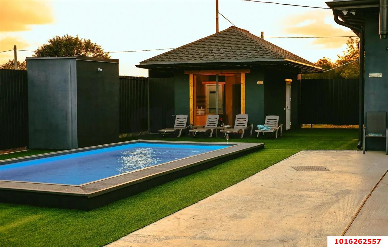 Фото №1: Дом 100 м² + 5 сот. - Медведовская, ул. Ягодная, 3