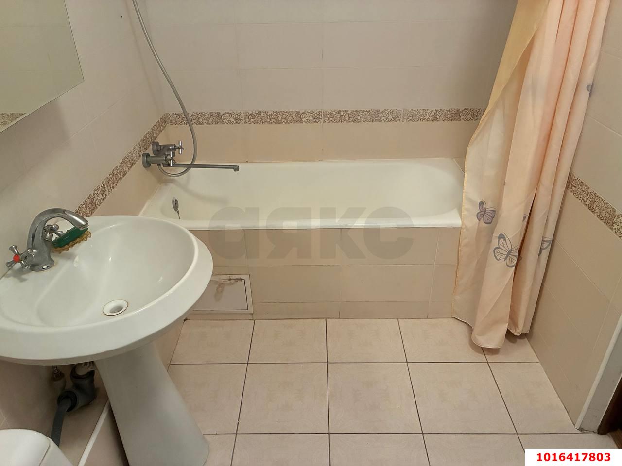 Фото №10: 1-комнатная квартира 62 м² - Краснодар, Центральный внутригородской округ, Западный внутригородской округ, мкр. Центральный, ул. Кубанская набережная, 31/1