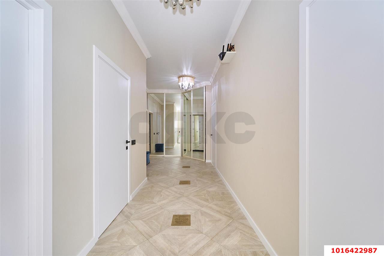 Фото №7: 3-комнатная квартира 115 м² - Краснодар, Центральный внутригородской округ, Западный внутригородской округ, мкр. Центральный, ул. Кубанская набережная, 37