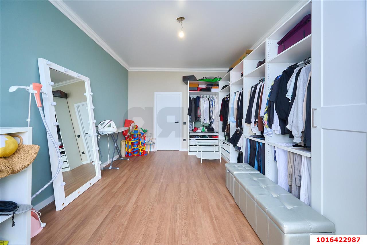 Фото №10: 3-комнатная квартира 115 м² - Краснодар, Центральный внутригородской округ, Западный внутригородской округ, мкр. Центральный, ул. Кубанская набережная, 37