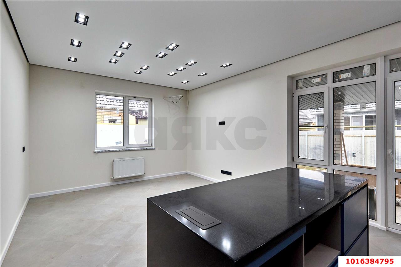 Фото №2: Дом 141 м² + 3.2 сот. - Российский, мкр. Прикубанский внутригородской округ, ул. Триумфальная, 1/44