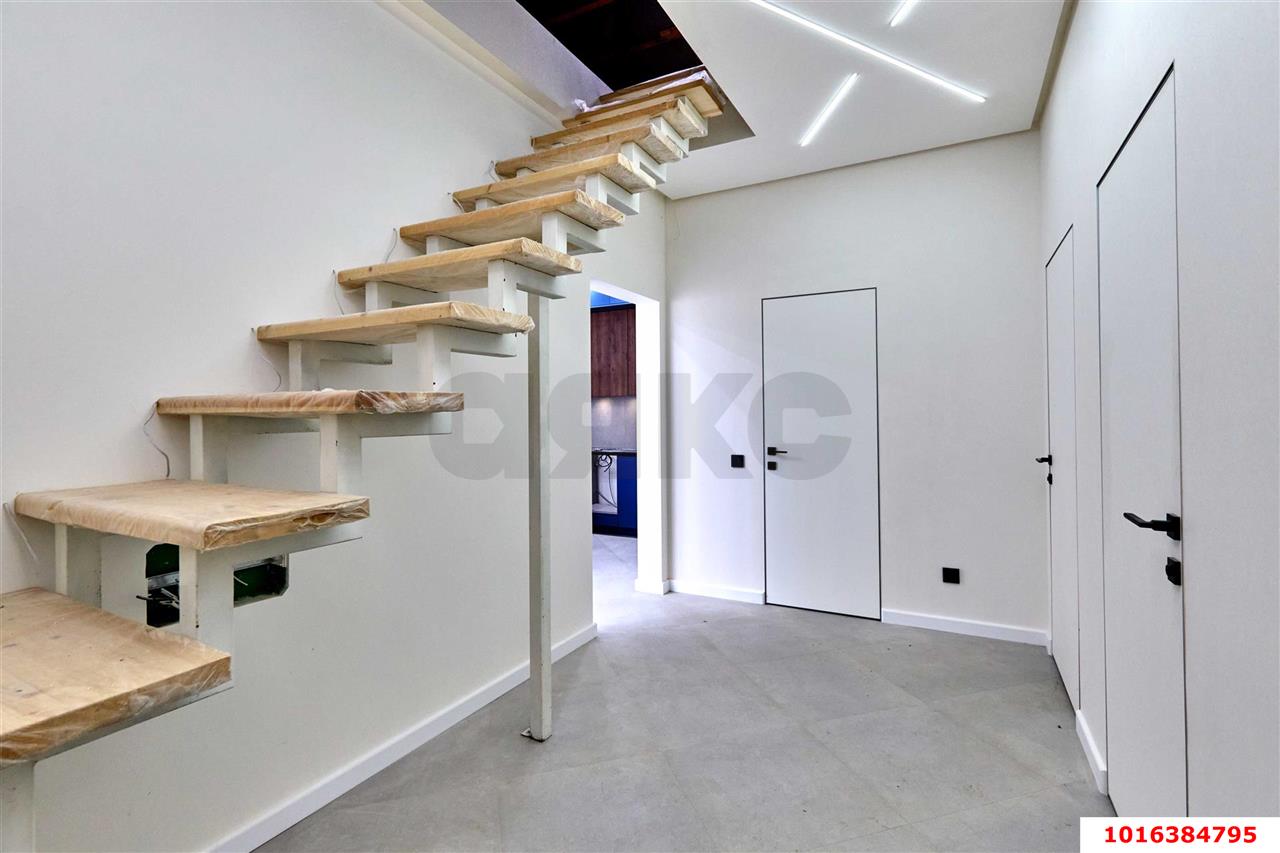 Фото №4: Дом 141 м² + 3.2 сот. - Российский, мкр. Прикубанский внутригородской округ, ул. Триумфальная, 1/44