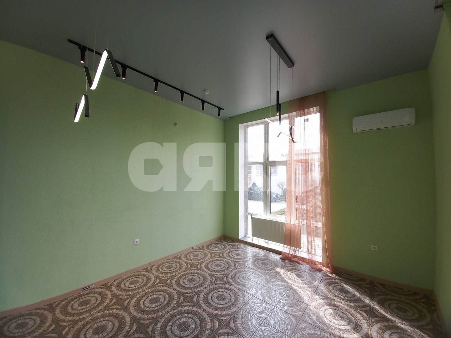 Фото №3: Коммерция 37 м² - Анапа, жилой комплекс Огни Анапы, мкр. жилой комплекс Огни Анапы, ул. Толстого, 130к1