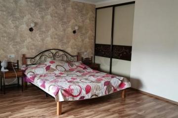 Фото №1: 3-комнатная квартира 105 м² - Краснодар, мкр. Восточно-Кругликовский, ул. Черкасская, 111