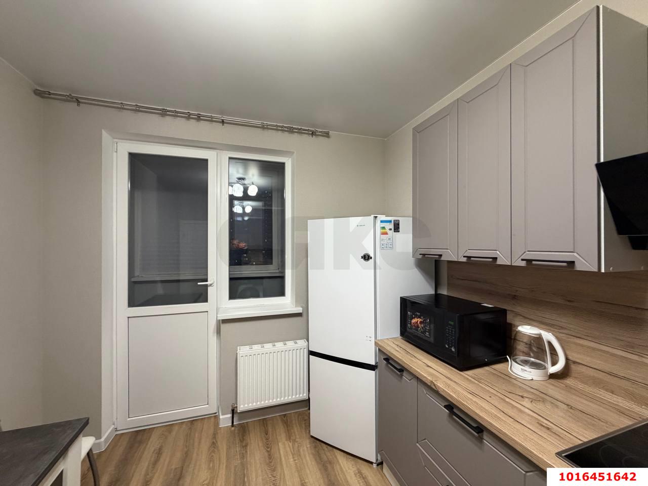 Фото №2: 1-комнатная квартира 34 м² - Краснодар, Прикубанский внутригородской округ, мкр. жилой комплекс Самолёт-2, ул. Западный Обход, 57к1