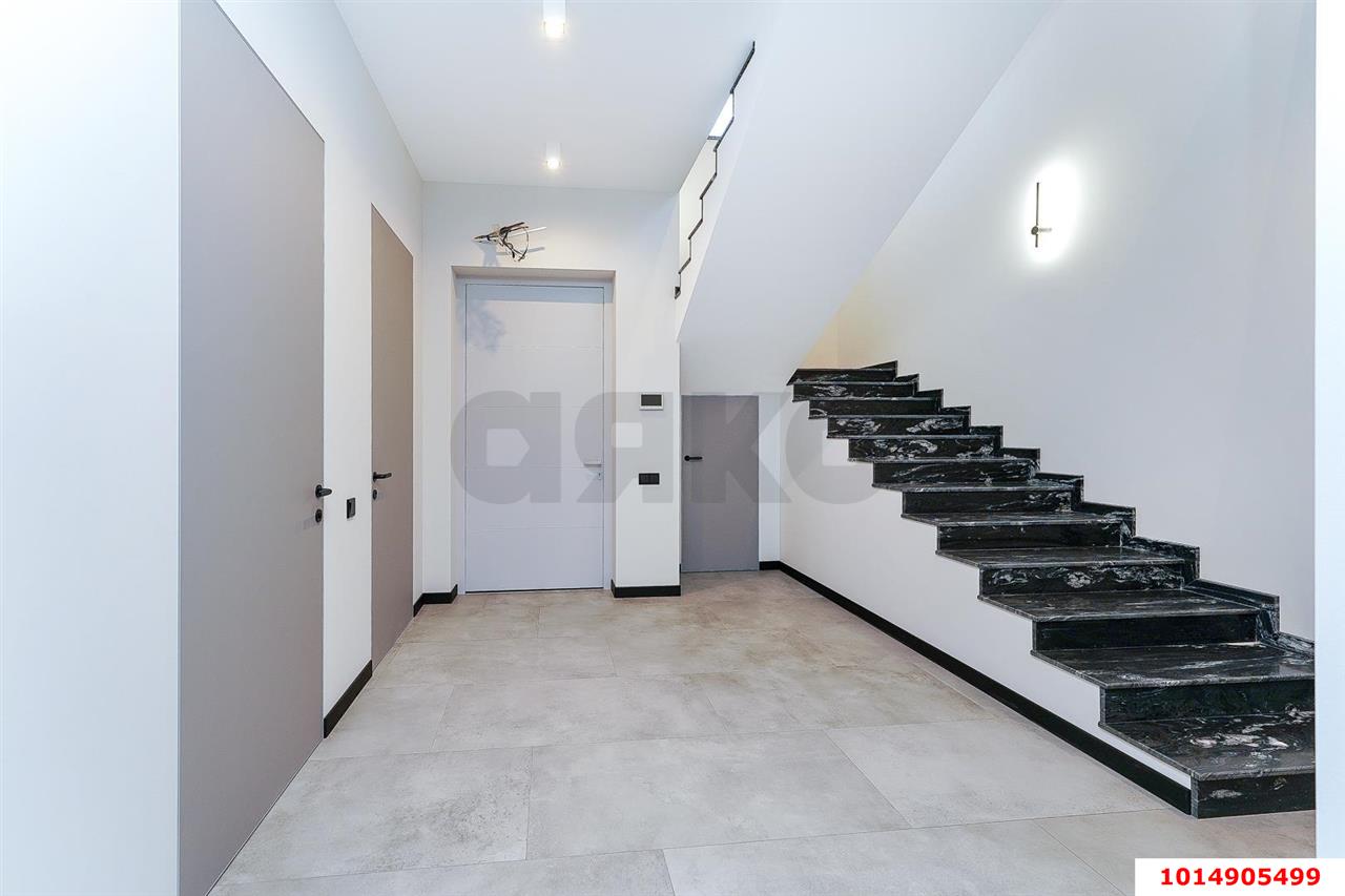 Фото №3: Дом 141 м² + 3 сот. - Краснодар, Западный внутригородской округ, мкр. Фестивальный, ул. Передерия, 149