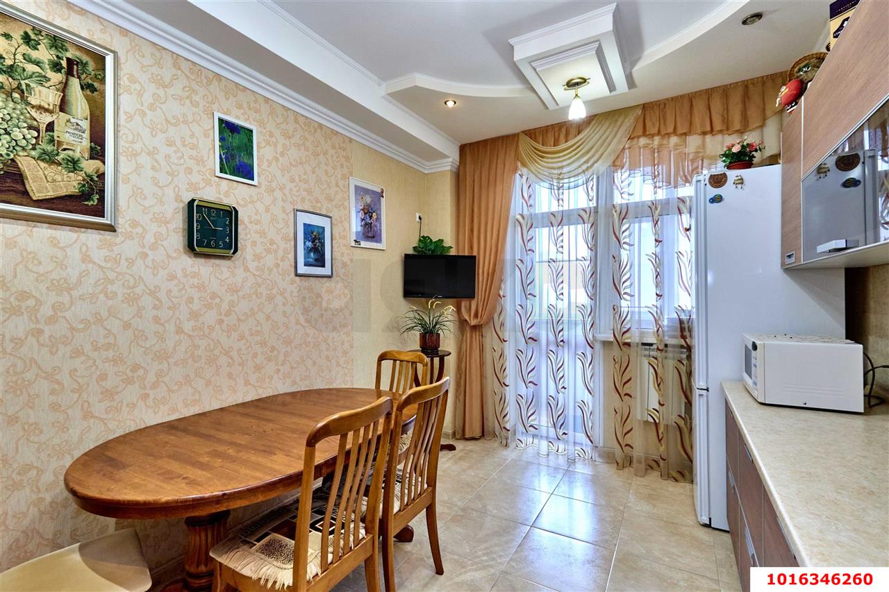 Фото №9: 2-комнатная квартира 75 м² - Краснодар, Западный внутригородской округ, мкр. Юбилейный, ул. 70-летия Октября, 26/1