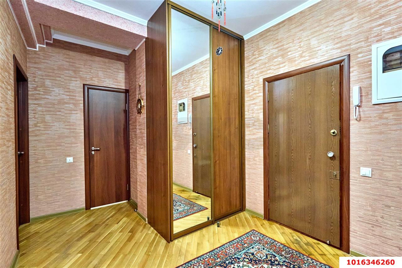 Фото №12: 2-комнатная квартира 75 м² - Краснодар, Западный внутригородской округ, мкр. Юбилейный, ул. 70-летия Октября, 26/1