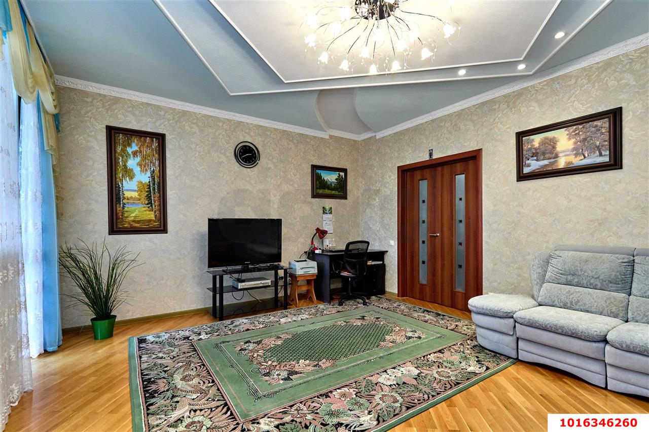 Фото №3: 2-комнатная квартира 75 м² - Краснодар, Западный внутригородской округ, мкр. Юбилейный, ул. 70-летия Октября, 26/1