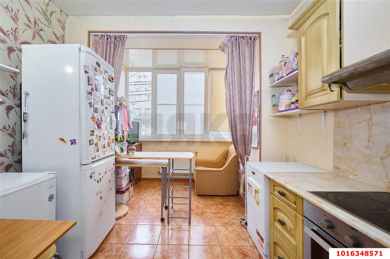 Фото №1: 1-комнатная квартира 40 м² - Краснодар, Прикубанский внутригородской округ, мкр. Музыкальный, ул. имени Сергея Есенина, 84Г