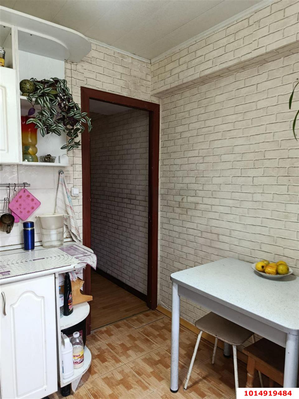 Фото №10: 3-комнатная квартира 60 м² - Краснодар, Карасунский внутригородской округ, мкр. Черёмушки, ул. Димитрова, 129