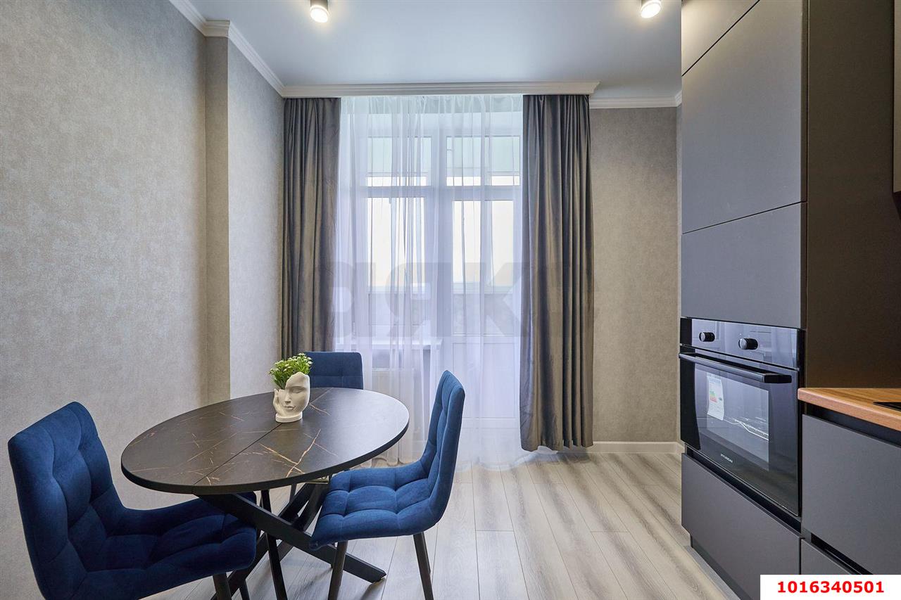 Фото №2: 1-комнатная квартира 43 м² - Краснодар, Прикубанский внутригородской округ, мкр. ЖК Губернский, ул. им. Героя Яцкова И.В., 19