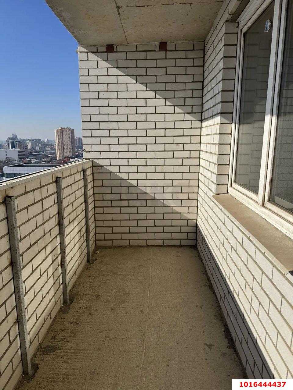 Фото №4: 1-комнатная квартира 35 м² - Краснодар, Центральный внутригородской округ, мкр. Центральный, ул. Фабричная, 4