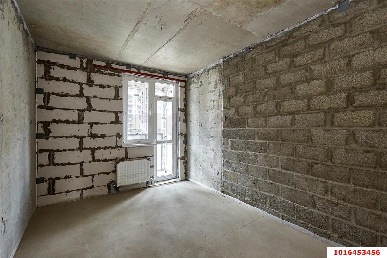 Фото №4: Студия <span class="whitespace-nowrap">26 м²</span>, <span class="whitespace-nowrap">2/16 эт.</span> - Краснодар, Прикубанский внутригородской округ, мкр. жилой комплекс Зелёный театр, ул. Западный Обход, 39/1к6