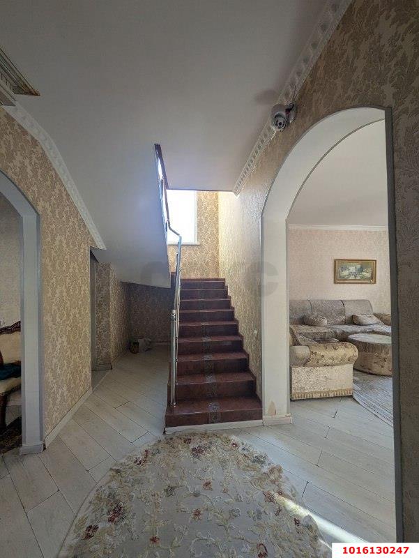 Фото №5: Дом 140 м² + 2 сот. - Краснодар, Центральный внутригородской округ, мкр. Дубинка, ул. Фурманова, 132/1