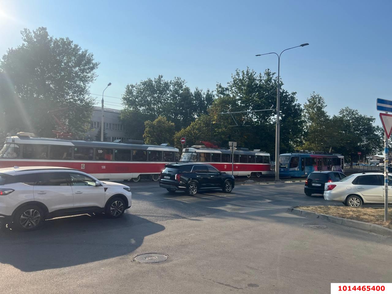 Фото №6: Коммерция 71 м² - Краснодар, Московский, Прикубанский внутригородской округ, Завод Радиоизмерительных Приборов, мкр. Музыкальный, ул. Московская, 112