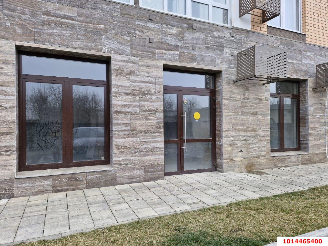 Фото №1: Коммерция 71 м² - Краснодар, Московский, Прикубанский внутригородской округ, Завод Радиоизмерительных Приборов, мкр. Музыкальный, ул. Московская, 112