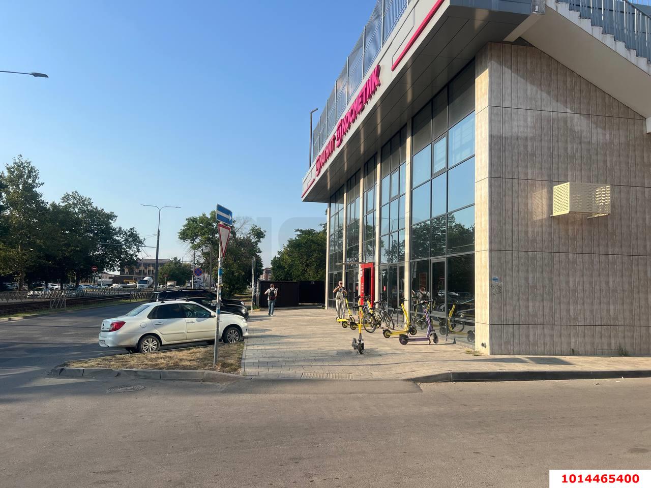 Фото №8: Коммерция 71 м² - Краснодар, Московский, Прикубанский внутригородской округ, Завод Радиоизмерительных Приборов, мкр. Музыкальный, ул. Московская, 112