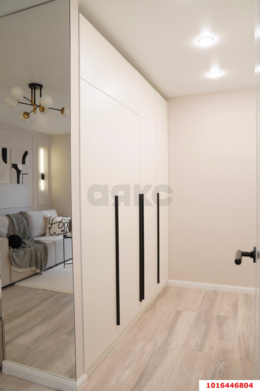 Фото №11: 1-комнатная квартира 35 м² - Краснодар, Центральный внутригородской округ, мкр. Центральный, ул. Красная, 24