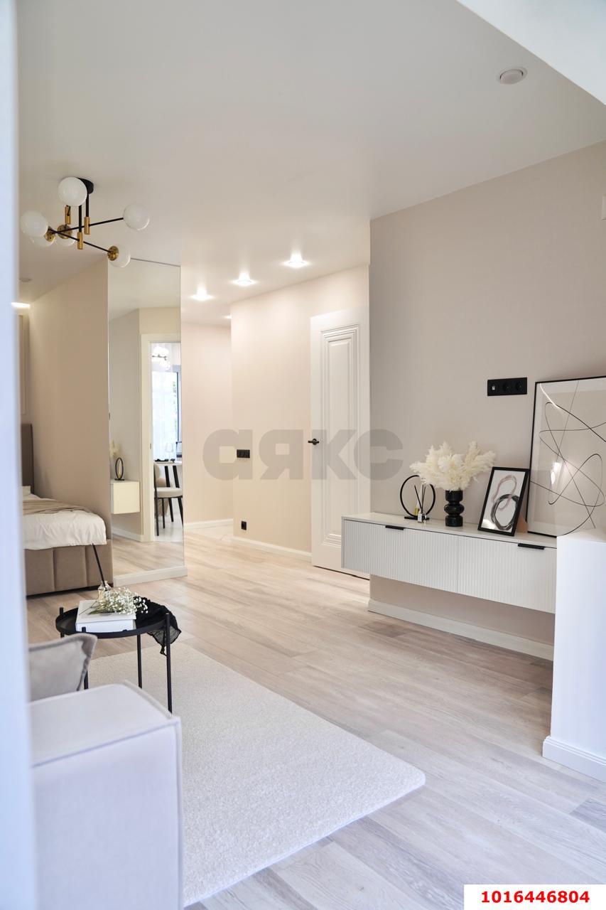 Фото №9: 1-комнатная квартира 35 м² - Краснодар, Центральный внутригородской округ, мкр. Центральный, ул. Красная, 24