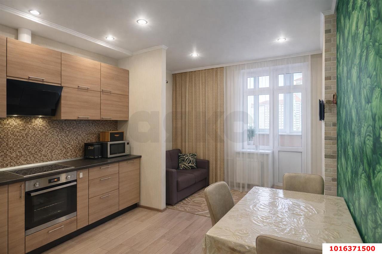 Фото №2: 3-комнатная квартира 78 м² - Краснодар, Прикубанский внутригородской округ, Панорама, мкр. жилой комплекс Керченский, ул. им. Героя Сарабеева В.И., 5к5