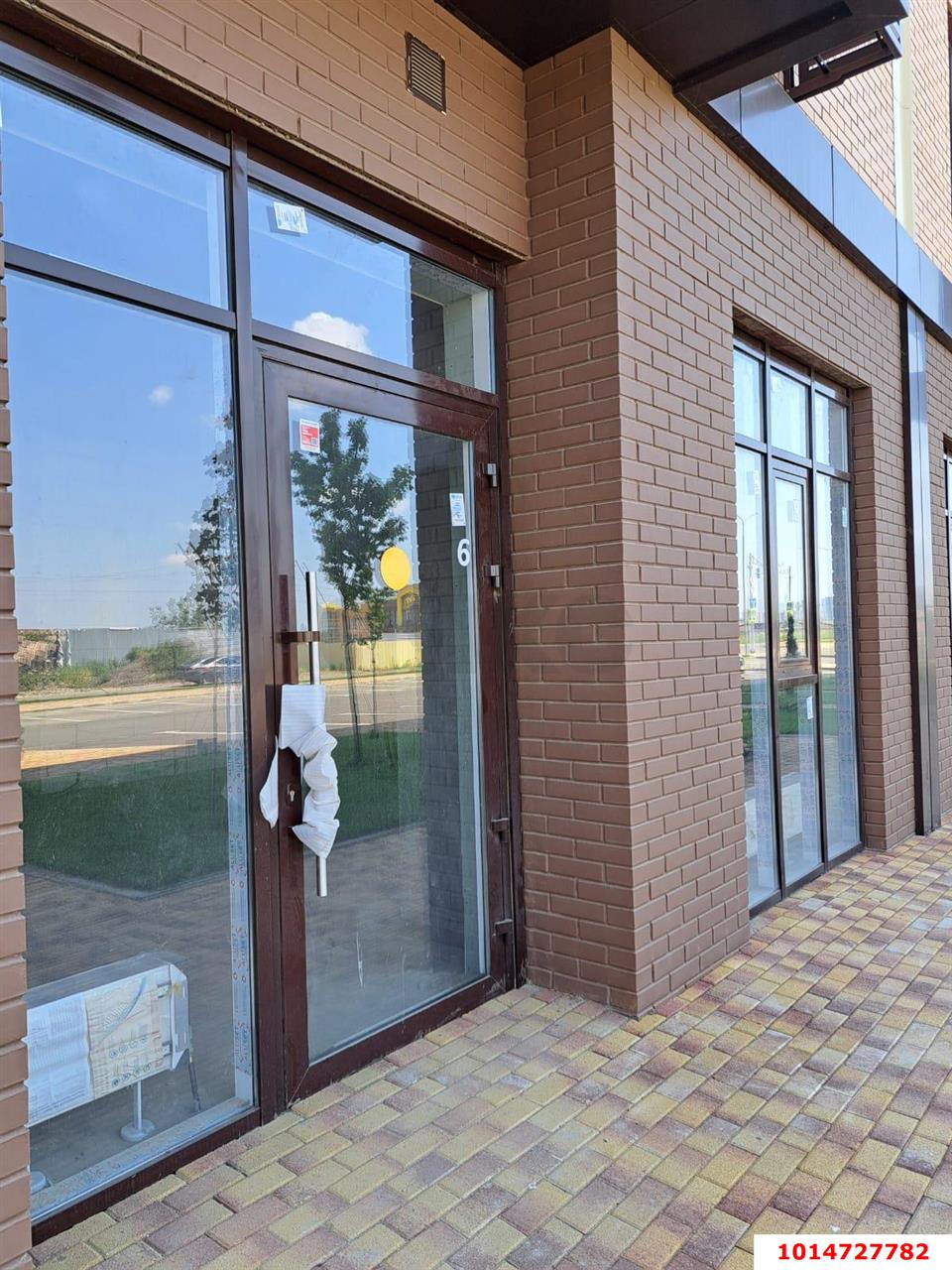 Фото №3: Коммерция 48 м² - Южный, мкр. жилой комплекс История-2, ул. Казачья, 8к1