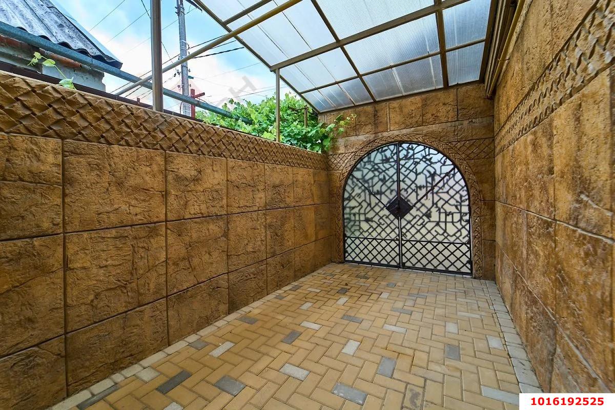 Фото №17: Дом 142 м² + 3 сот. - Краснодар, Западный внутригородской округ, Горогороды, мкр. Центральный, ул. Олега Кошевого, 70