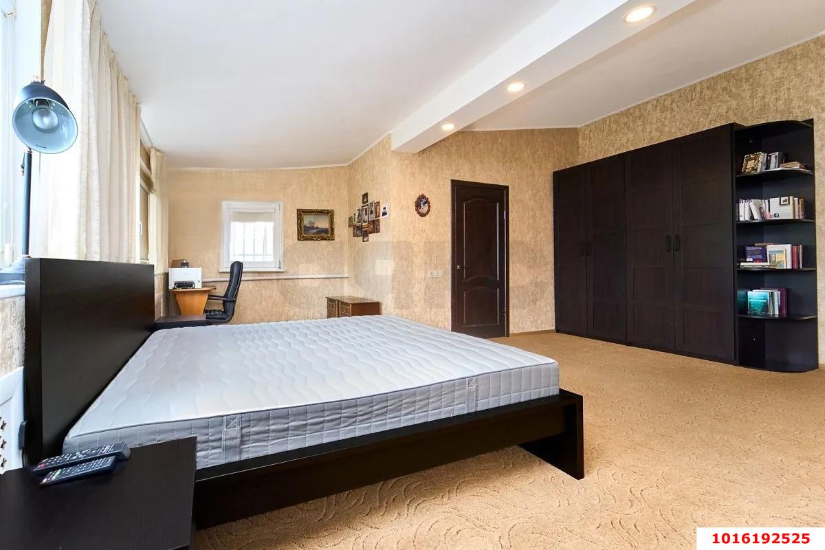 Фото №12: Дом 142 м² + 3 сот. - Краснодар, Западный внутригородской округ, Горогороды, мкр. Центральный, ул. Олега Кошевого, 70