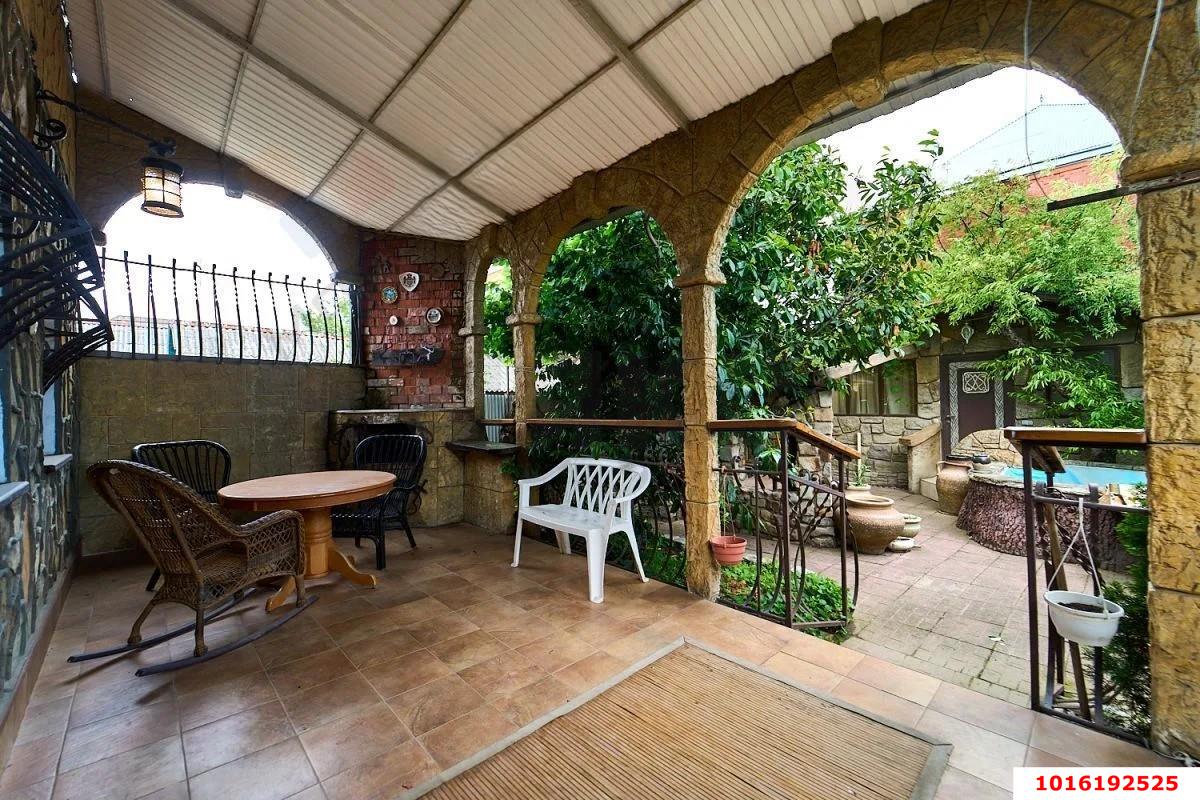 Фото №11: Дом 142 м² + 3 сот. - Краснодар, Западный внутригородской округ, Горогороды, мкр. Центральный, ул. Олега Кошевого, 70