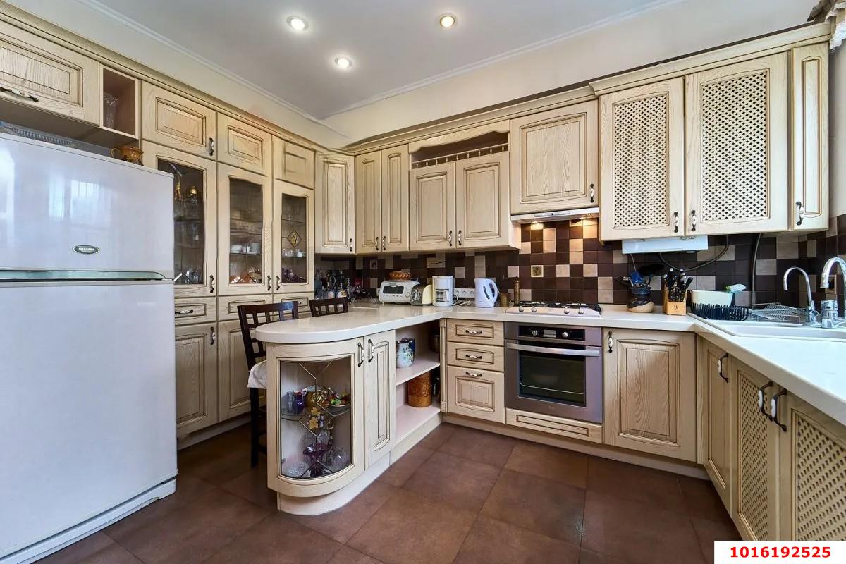 Фото №1: Дом 142 м² + 3 сот. - Краснодар, Западный внутригородской округ, Горогороды, мкр. Центральный, ул. Олега Кошевого, 70