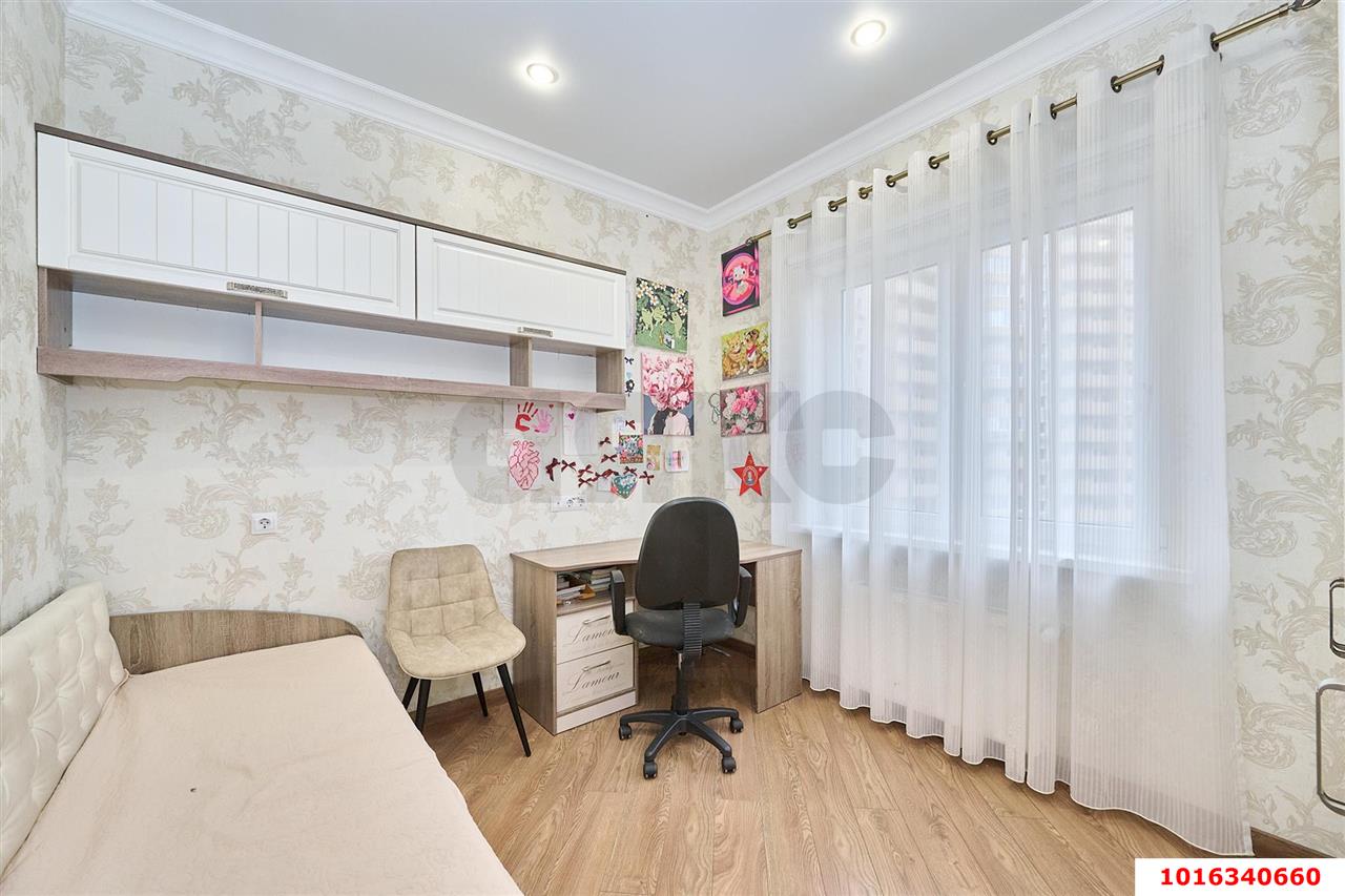 Фото №9: 3-комнатная квартира 94 м² - Краснодар, Центральный внутригородской округ, Дубинка, жилой комплекс Радонеж, мкр. Черёмушки, ул. Вишняковой, 1/23к1