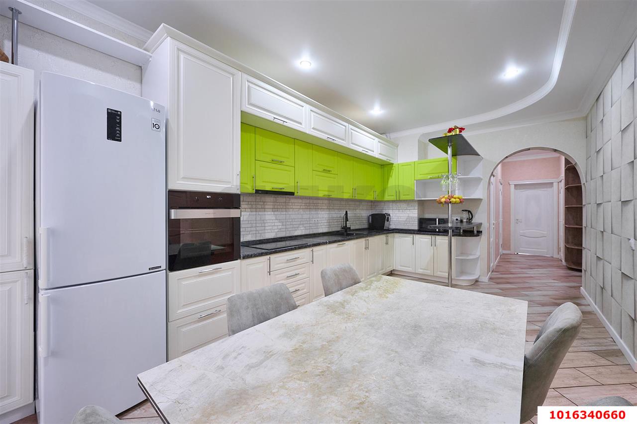 Фото №6: 3-комнатная квартира 94 м² - Краснодар, Центральный внутригородской округ, Дубинка, жилой комплекс Радонеж, мкр. Черёмушки, ул. Вишняковой, 1/23к1